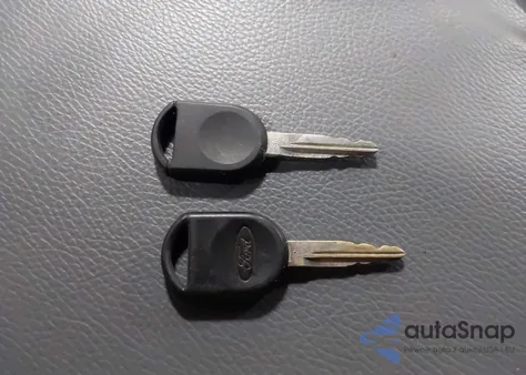 2013 Ford F-150 Xl z USA, uszkodzony, nr VIN 1FTMF1EM9DKE46420